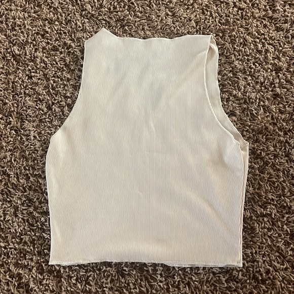 SHEIN Crop top tank - Picture 2 of 2